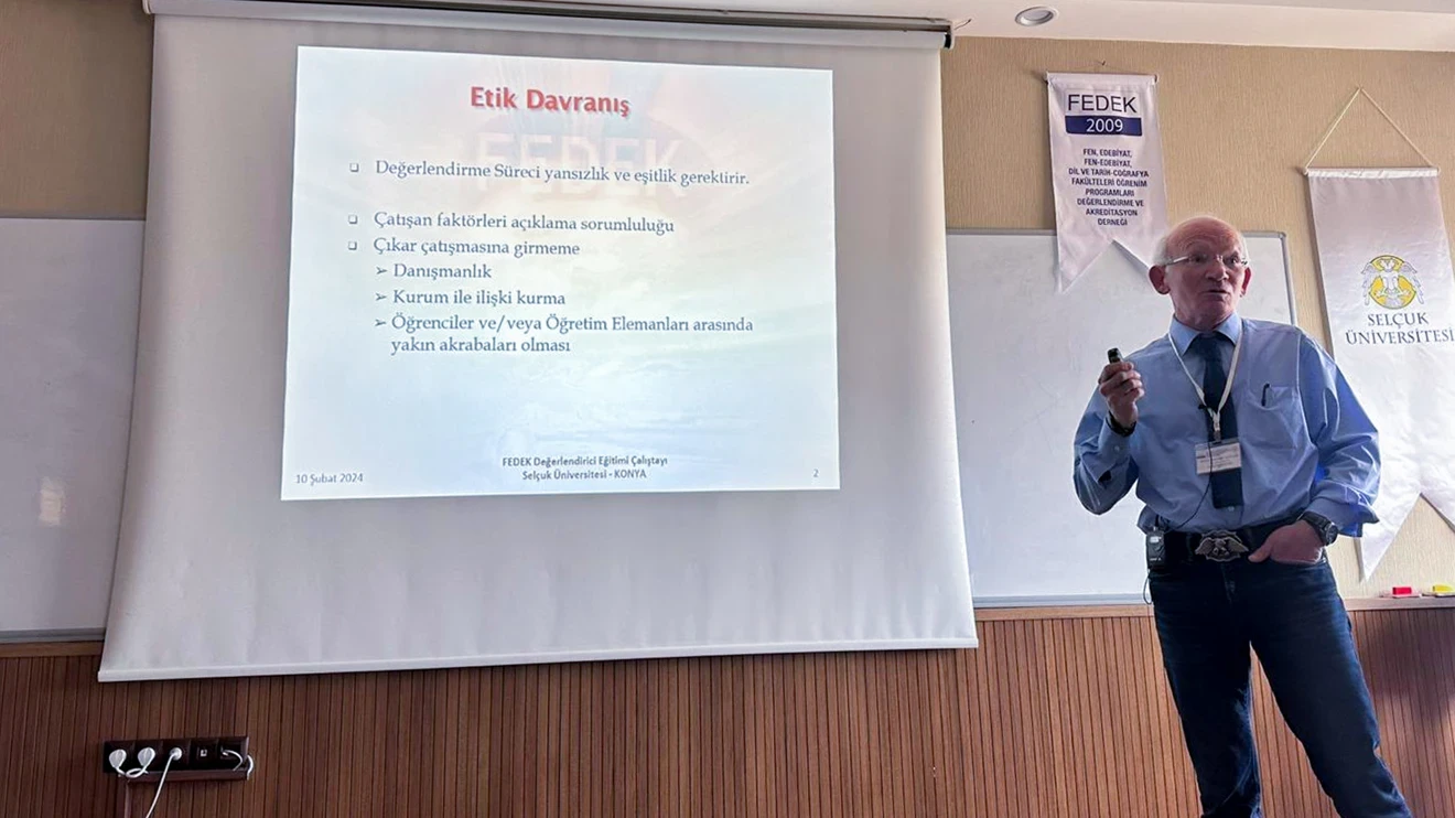 Selçuk Üniversitesinde Akreditasyon Değerlendirici Eğitim Çalıştayı gerçekleştirildi